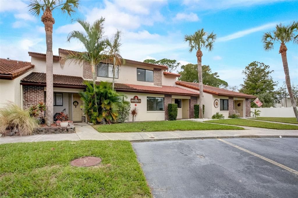 7360 ULMERTON ROAD UNIT 15C LARGO, FL 33771