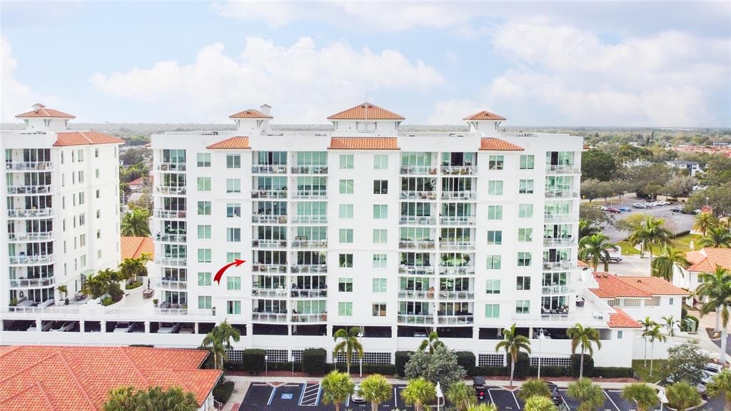 1325 SNELL ISLE BOULEVARD NE UNIT 508 ST PETERSBURG, FL 33704
