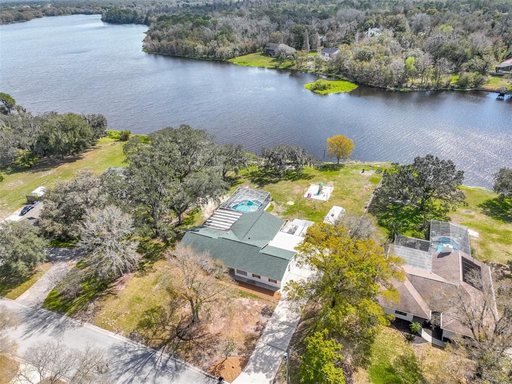 11404 DONNEYMOOR DRIVE