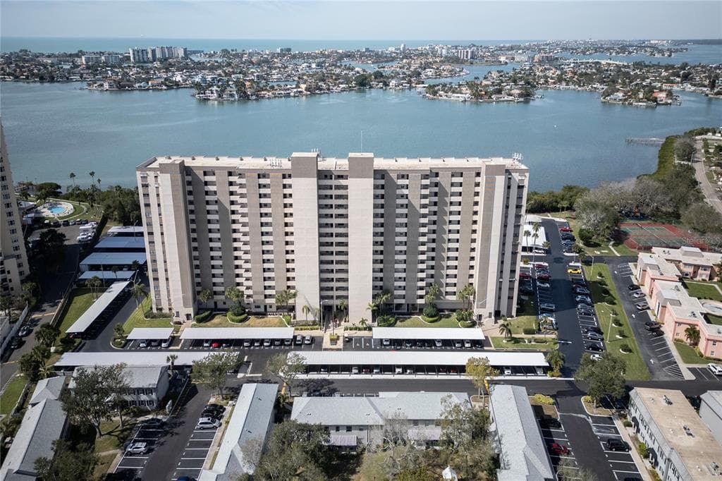 7050 SUNSET DRIVE S UNIT 905 SOUTH PASADENA, FL 33707