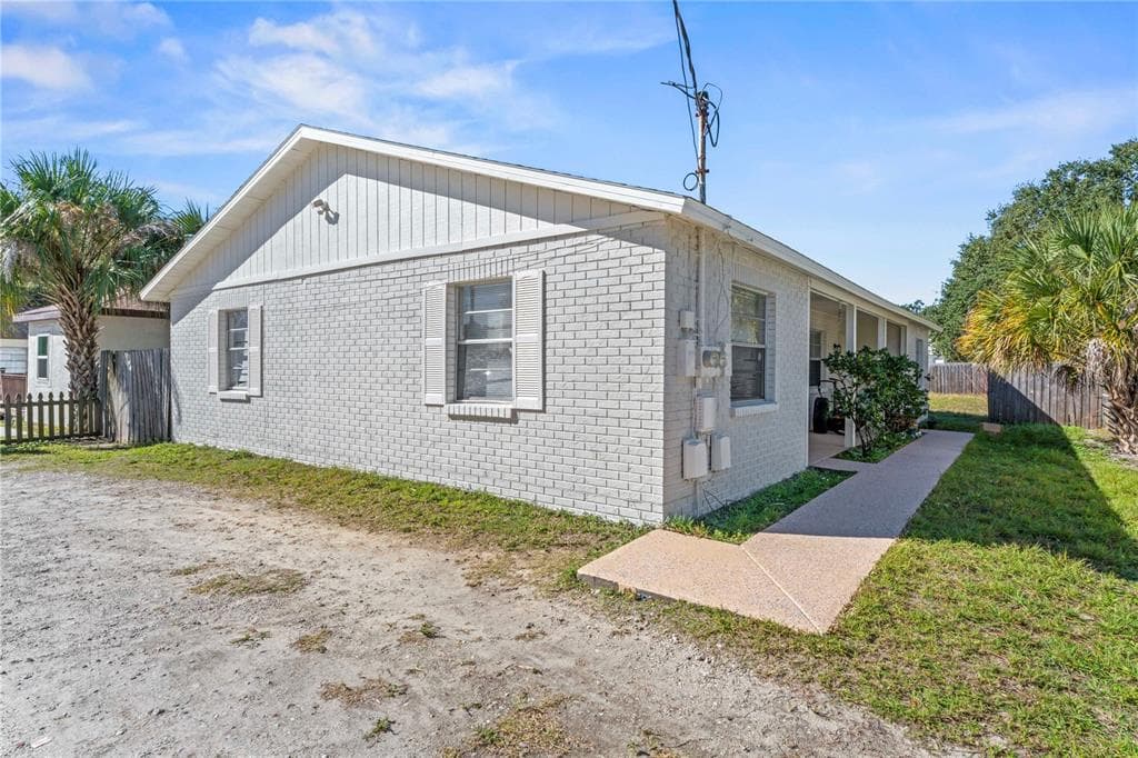 6333 S MACDILL AVENUE TAMPA, FL 33611