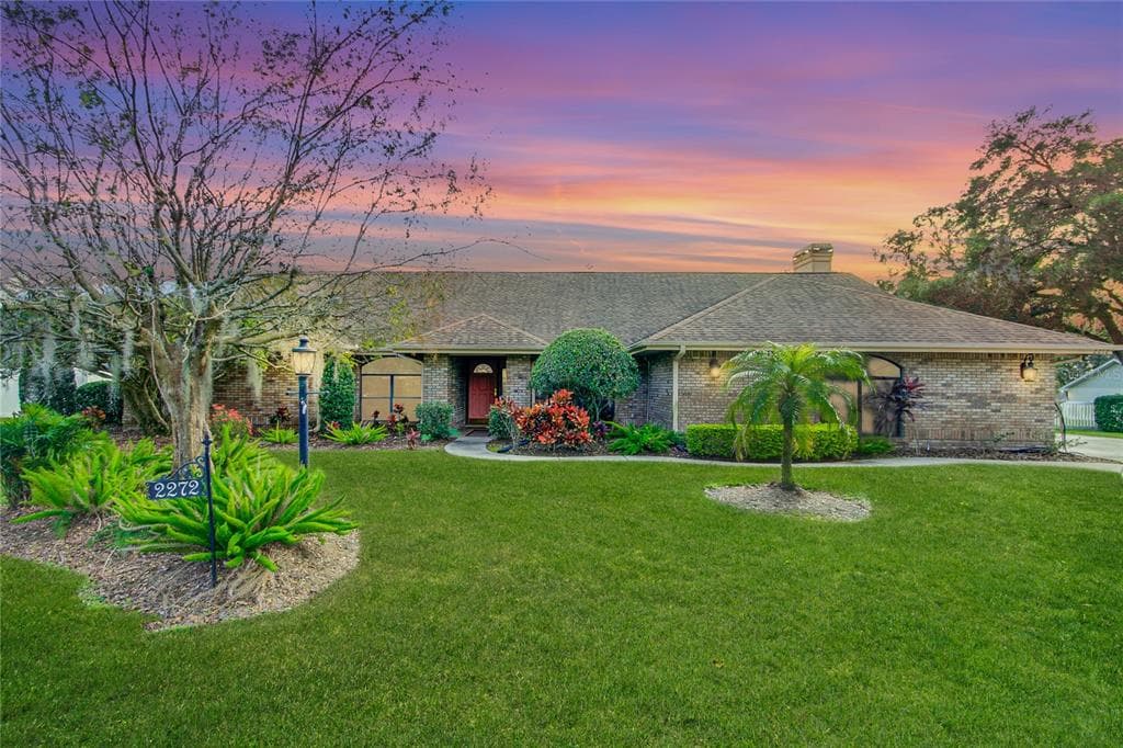 2272 MALACHITE DRIVE LAKELAND, FL 33810