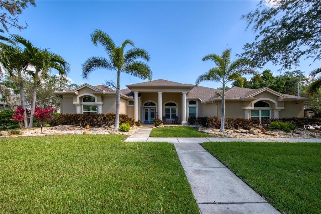 1338 WEYBRIDGE LANE