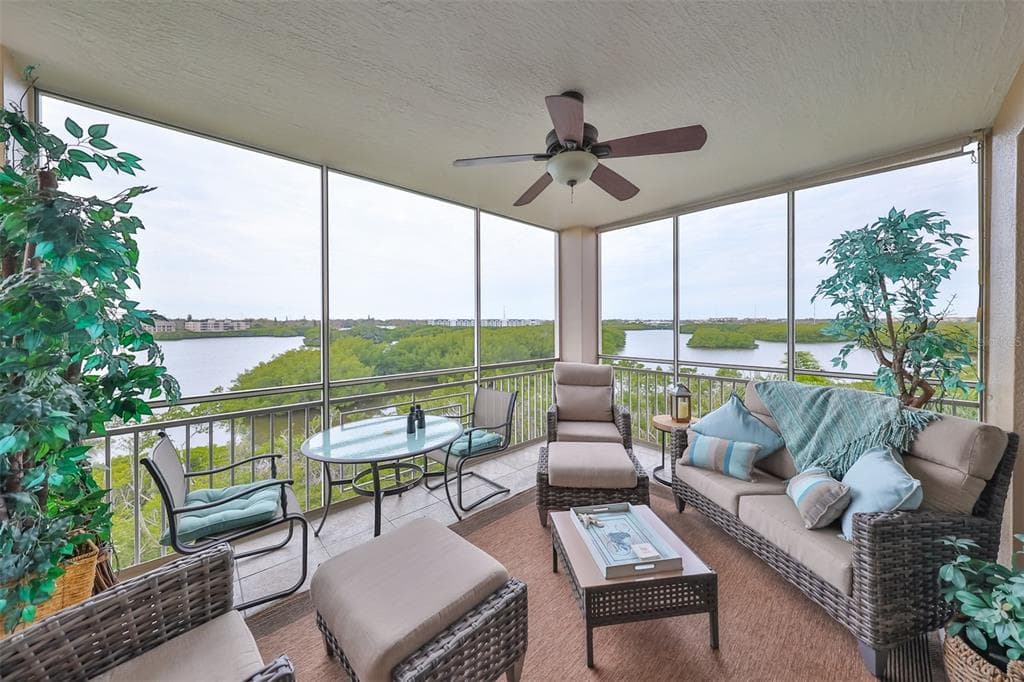 10002 KEY HAVEN ROAD UNIT 406 SEMINOLE, FL 33777