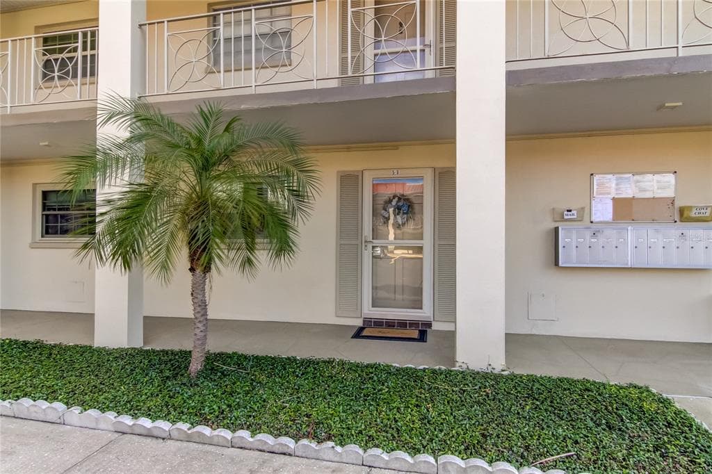 19029 US HIGHWAY 19 N UNIT 5-9 CLEARWATER, FL 33764