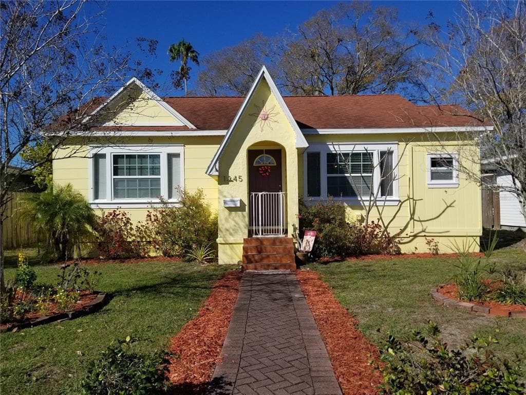1345 34TH AVENUE N ST PETERSBURG, FL 33704