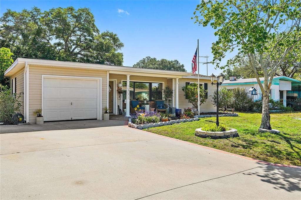 1943 ATLANTIS DRIVE CLEARWATER, FL 33763