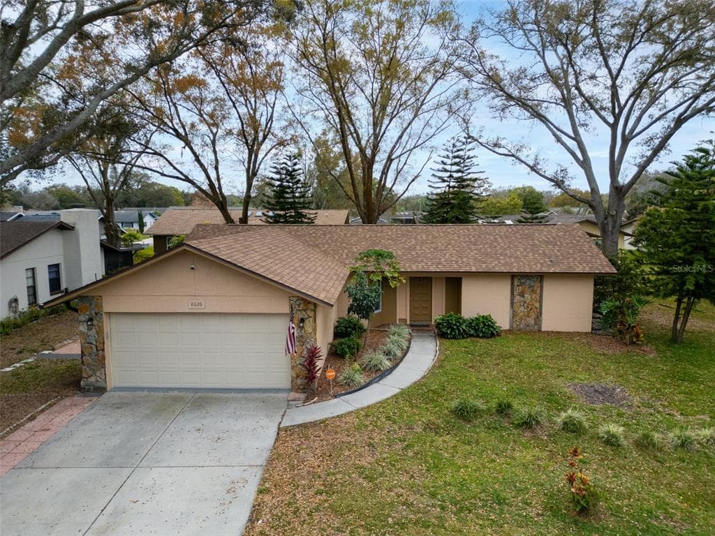8626 WHITE SPRINGS DRIVE NEW PORT RICHEY, FL 34655