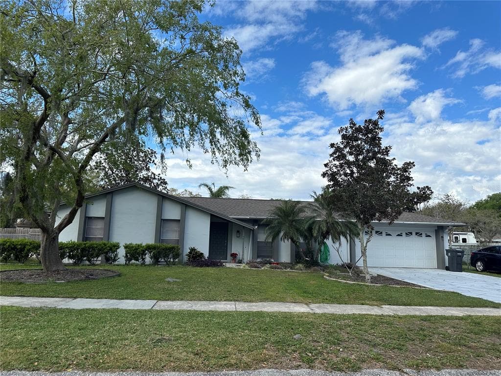 3318 LAS BRISAS DRIVE RIVERVIEW, FL 33578