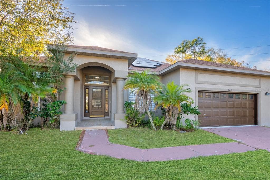 1022 HERON COURT POINCIANA, FL 34759