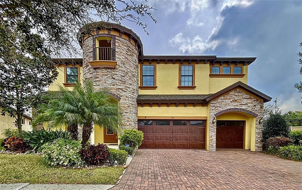 915 FLORESTA STREET BRANDON, FL 33511