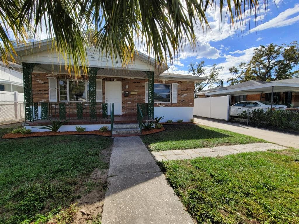 1517 E 29TH AVE TAMPA, FL 33605