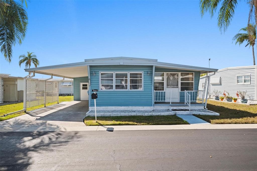10322 N LAKE DRIVE UNIT 118 LARGO, FL 33773