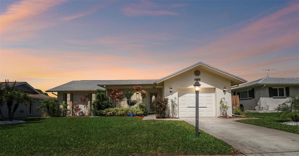 157 SEASIDE COURT