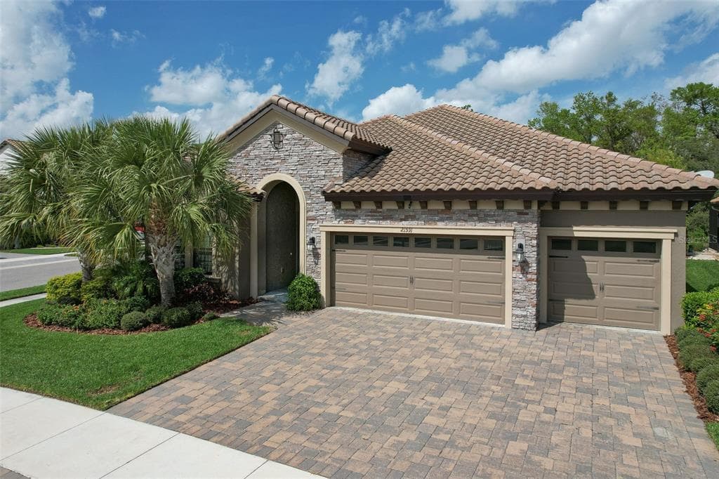 21591 AMELIA ROSE WAY LAND O LAKES, FL 34637