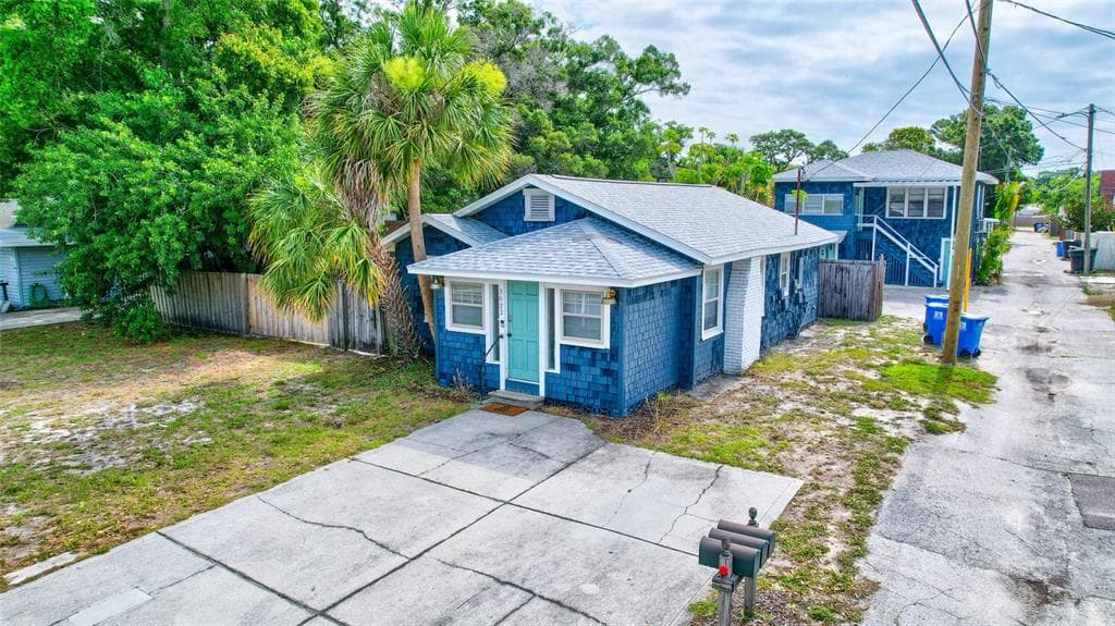 3023 25TH STREET N ST PETERSBURG, FL 33713