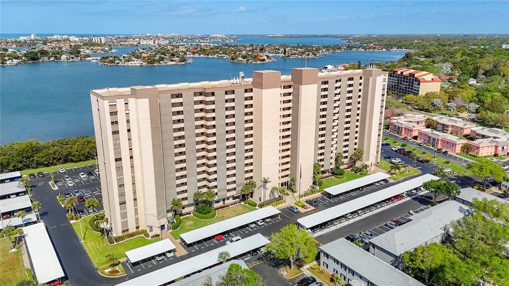7050 SUNSET DRIVE S UNIT 212 SOUTH PASADENA, FL 33707