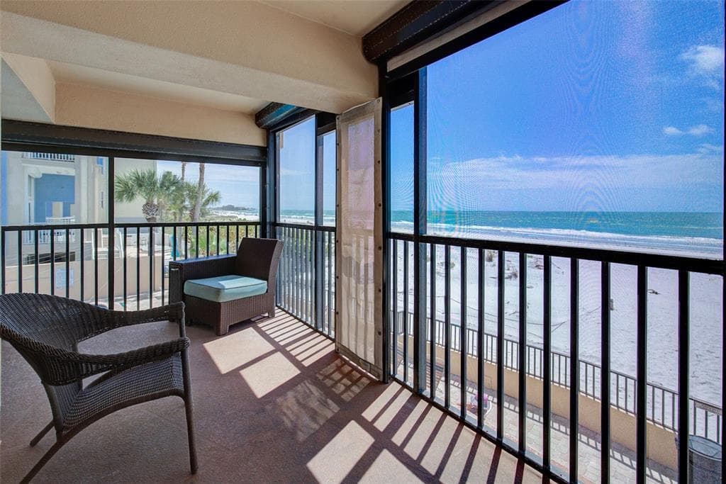 13720 GULF BOULEVARD UNIT 201 MADEIRA BEACH, FL 33708