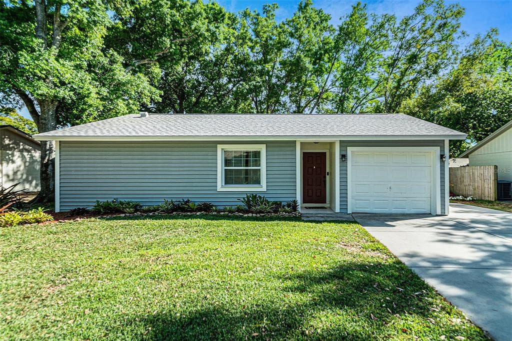 5116 ELLENDALE AVENUE TAMPA, FL 33625