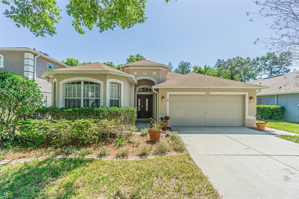 10848 MAY APPLE CT LAND O LAKES, FL 34638