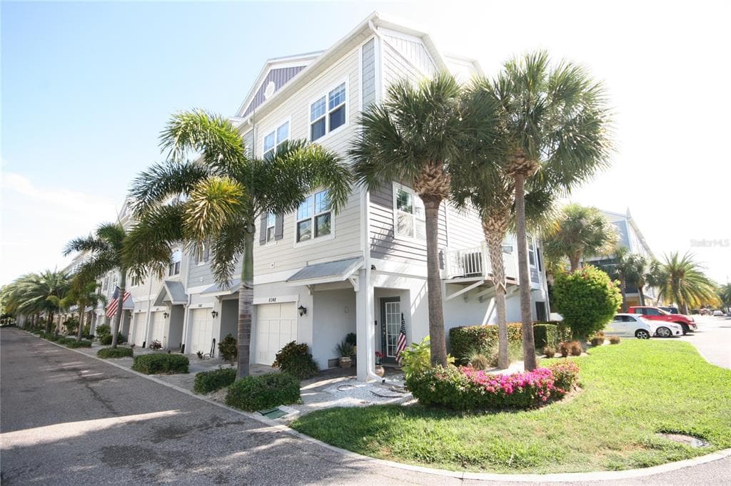 6048 ANCHORAGE WAY S ST PETERSBURG, FL 33712