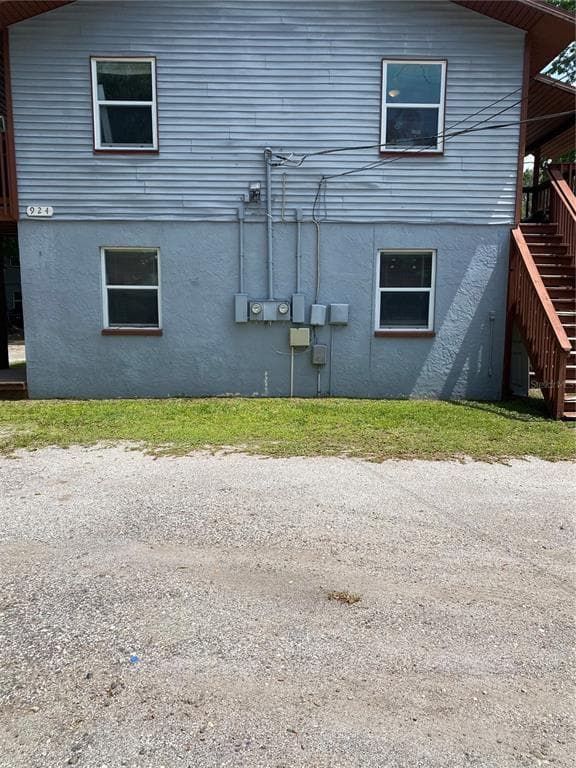 924 MAYDELL DRIVE TAMPA, FL 33619
