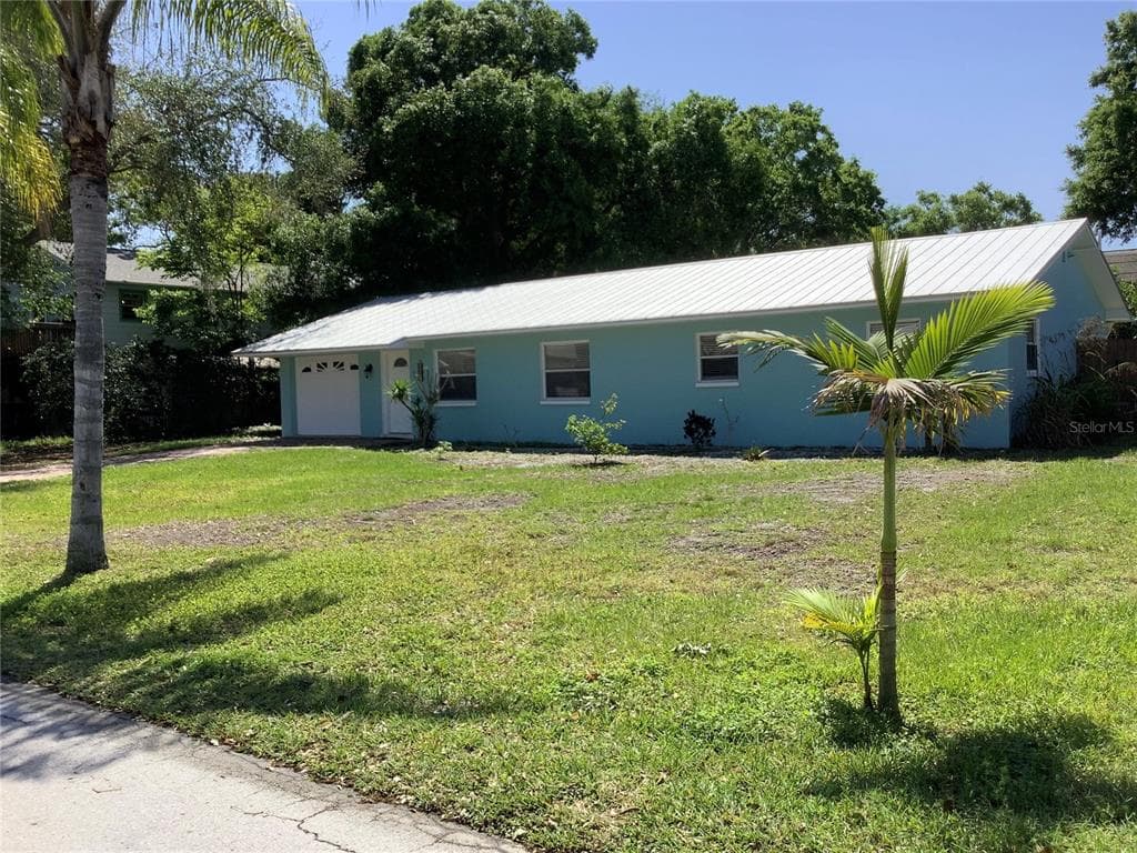 221 ONTARIO AVENUE CRYSTAL BEACH, FL 34681
