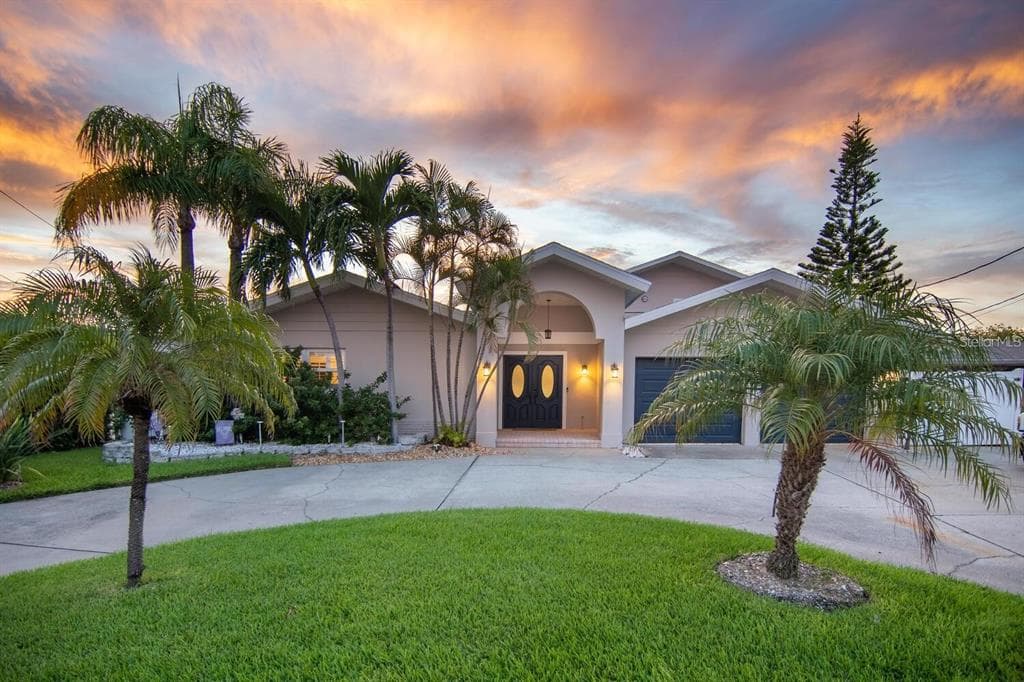 2822 W VINA DEL MAR BOULEVARD ST PETE BEACH, FL 33706