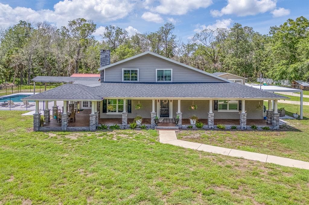 322 PASAJE AVENUE