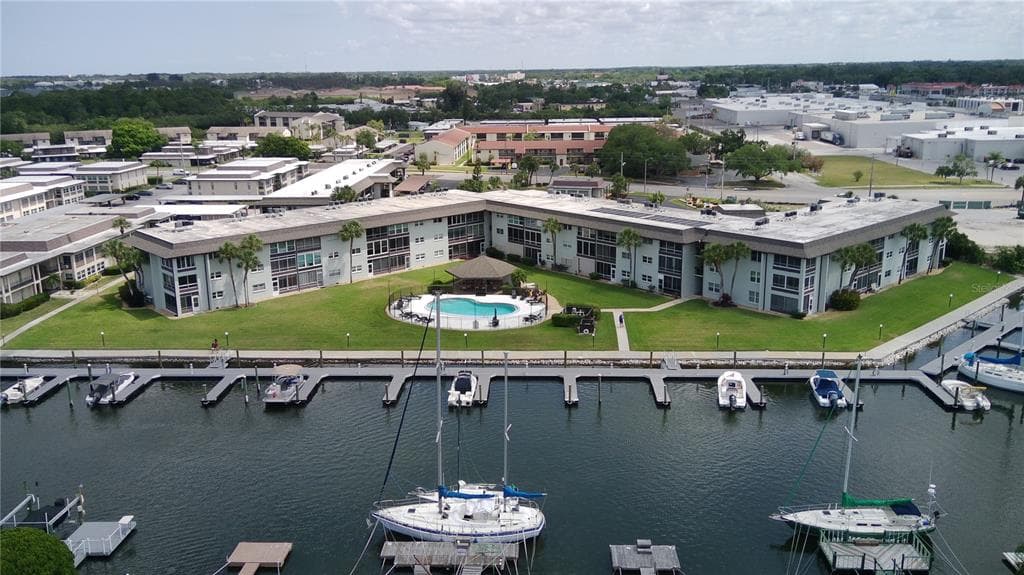 5157 SILENT LOOP UNIT 302 NEW PORT RICHEY, FL 34652