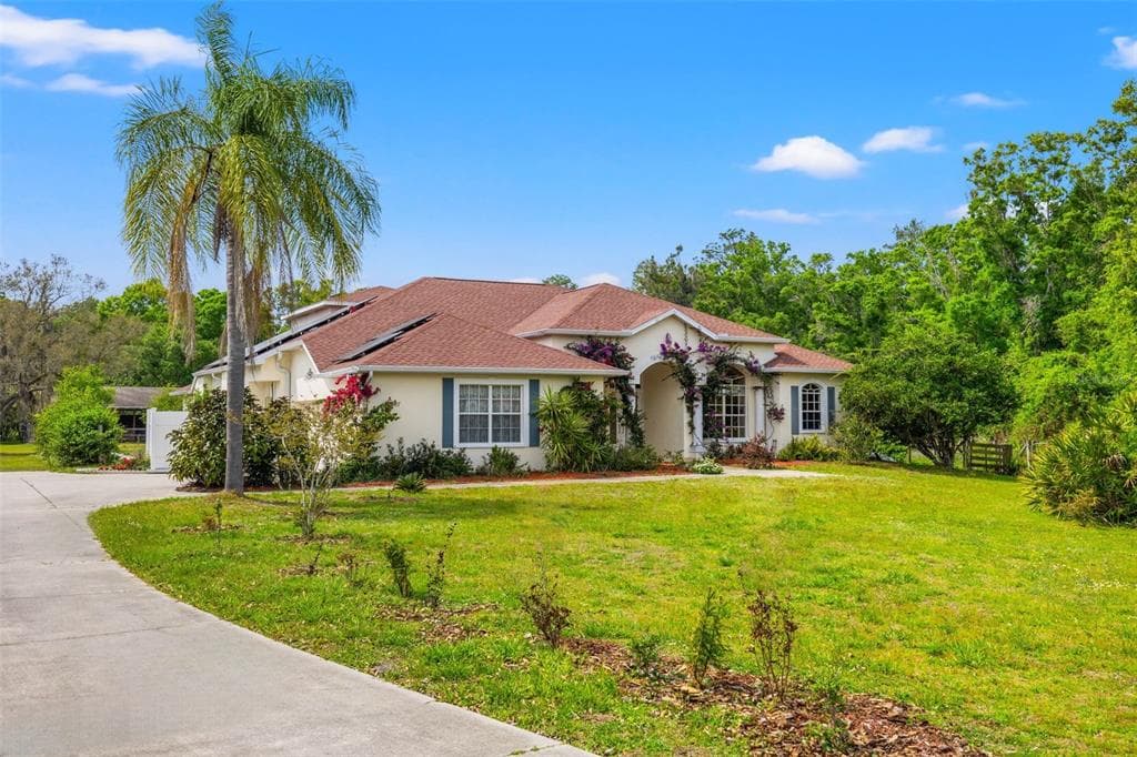 11611 GOLDEN VALLEY DRIVE NEW PORT RICHEY, FL 34654