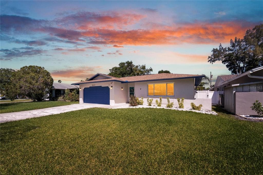 5631 VENETIAN BOULEVARD NE ST PETERSBURG, FL 33703