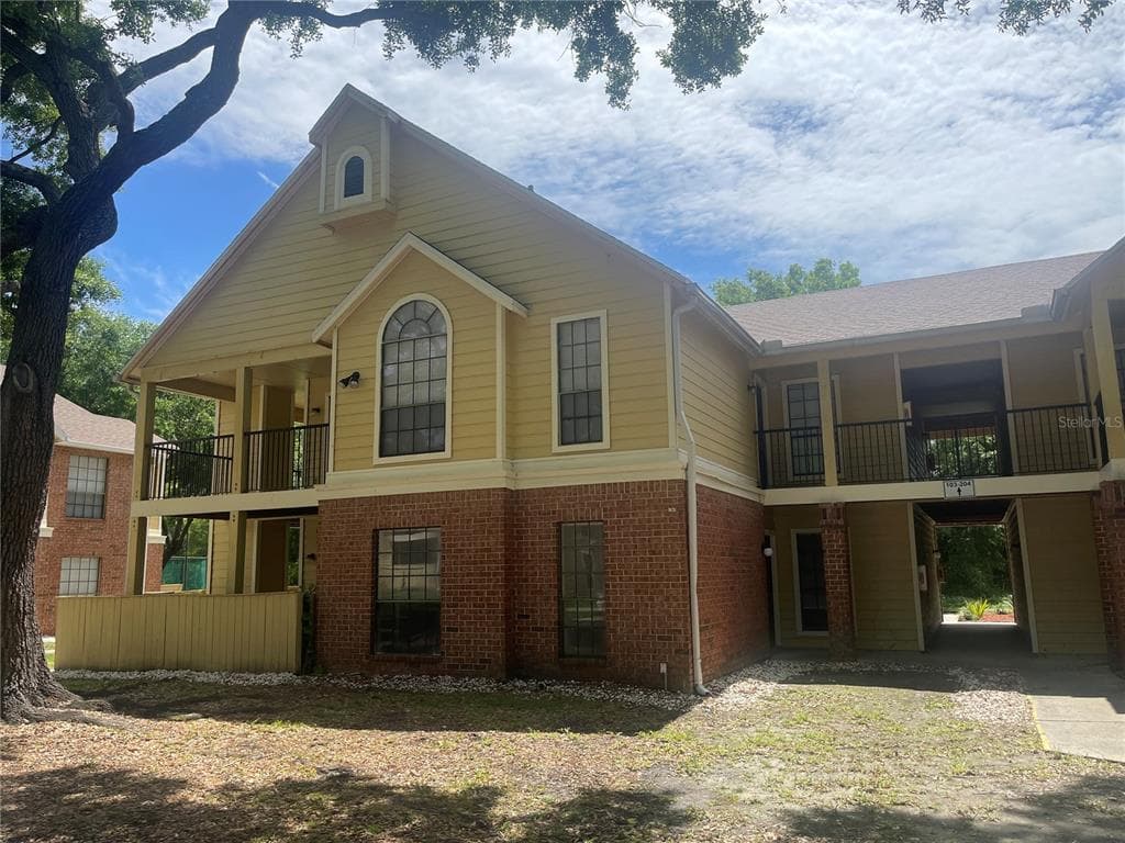 8746 MALLARD RESERVE DRIVE UNIT 204 TAMPA, FL 33614
