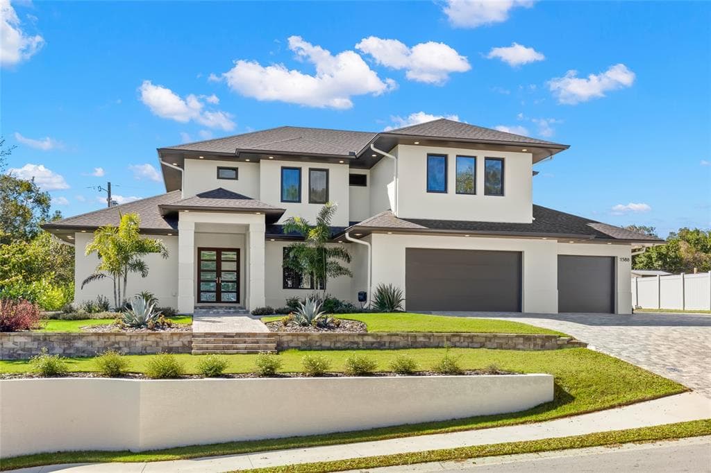 1588 LONESOME PINE LANE TARPON SPRINGS, FL 34689