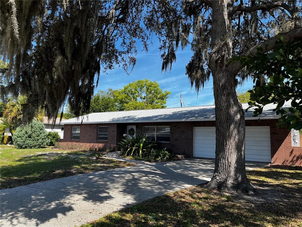 4925 21 AVENUE N ST PETERSBURG, FL 33710