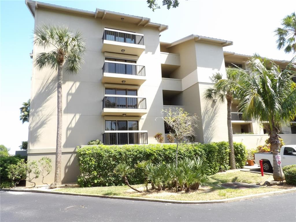 2260 FRONT STREET UNIT 201 MELBOURNE, FL 32901