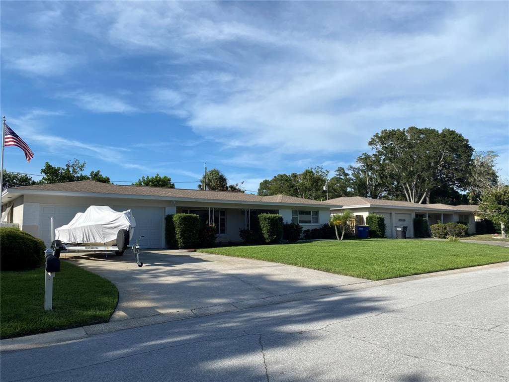 2012 KENMOORE DRIVE CLEARWATER, FL 33764