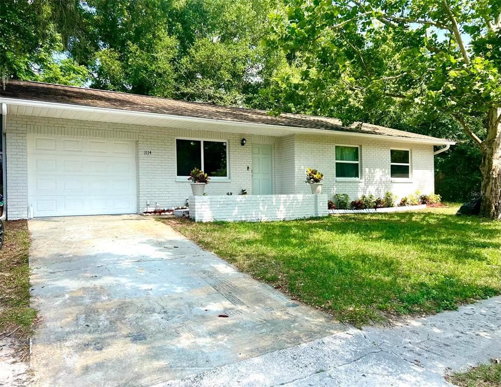 1114 SAGAMORE DRIVE