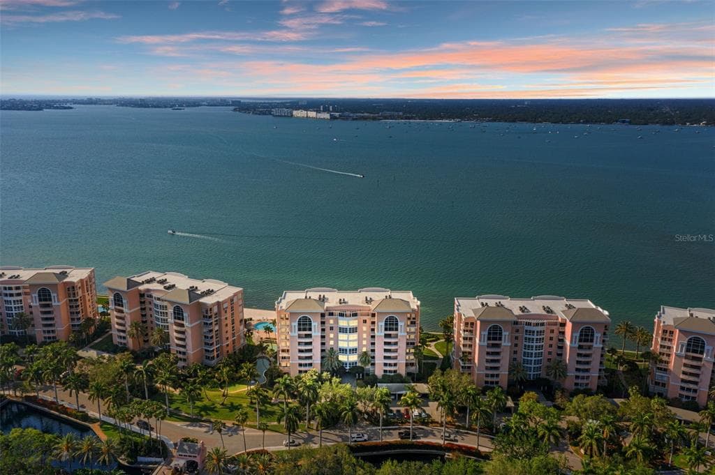 4973 BACOPA LANE S UNIT 205 ST PETERSBURG, FL 33715