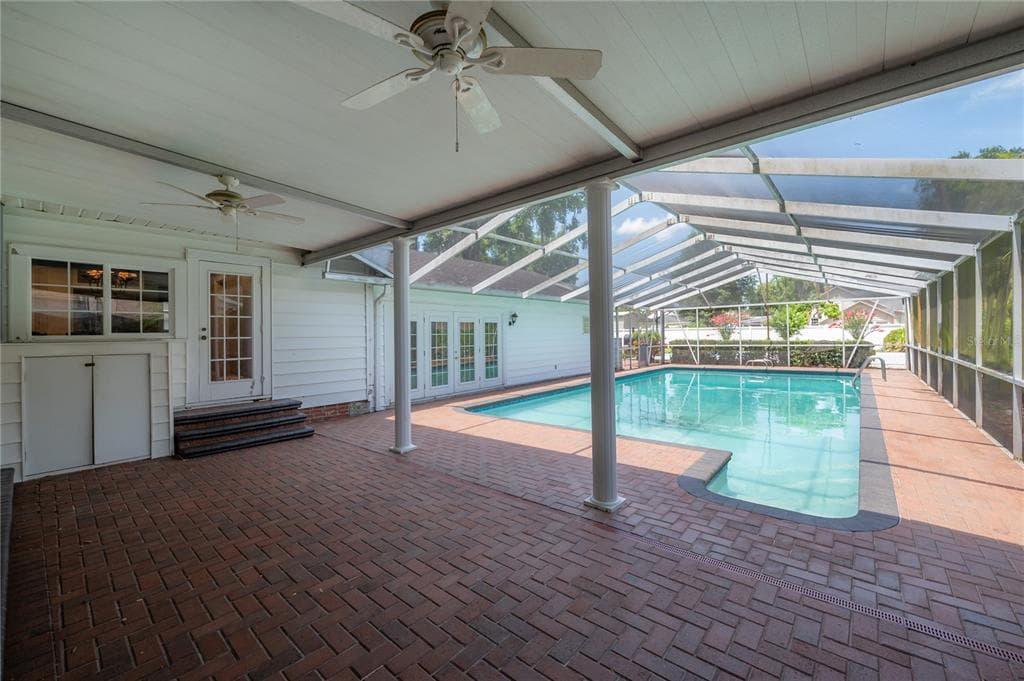 913 ROUX STREET PLANT CITY, FL 33563