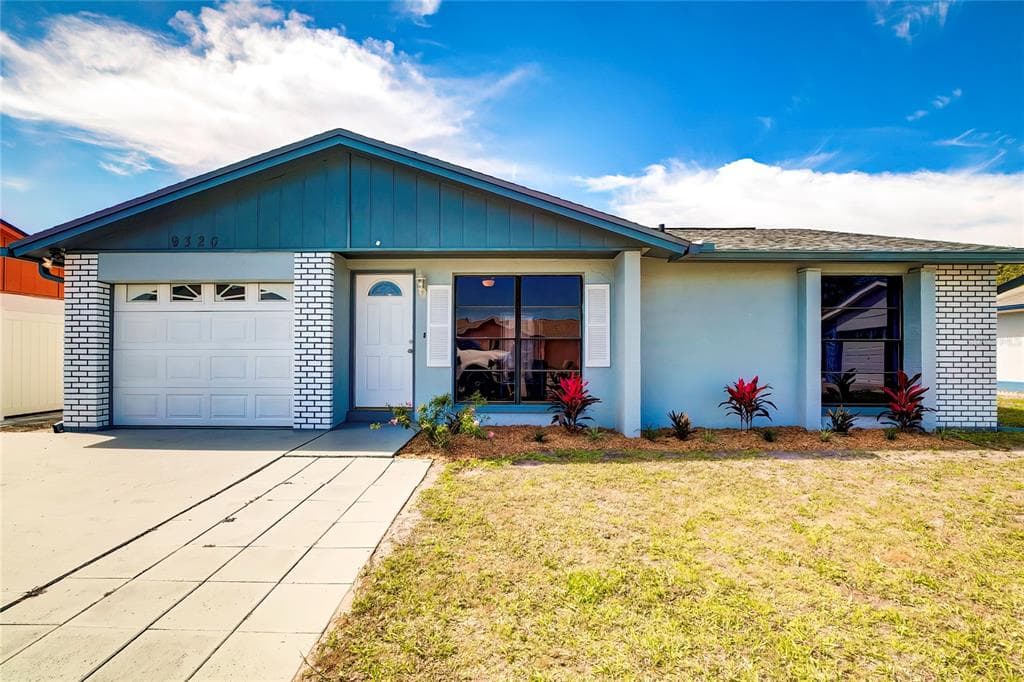 9320 LONGSTONE COURT TAMPA, FL 33615