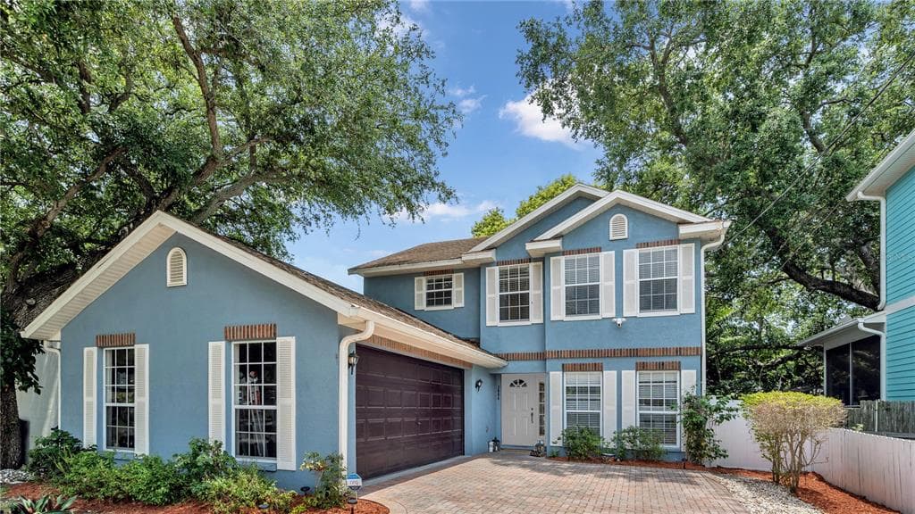3004 W WALLACE AVENUE TAMPA, FL 33611