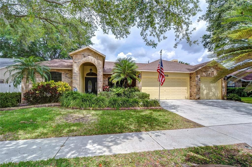 912 BALSAMINA DRIVE BRANDON, FL 33510