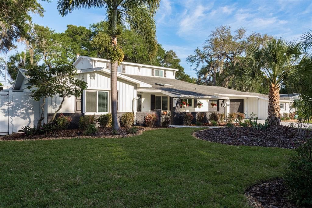 113 CRESTWOOD LANE LARGO, FL 33770