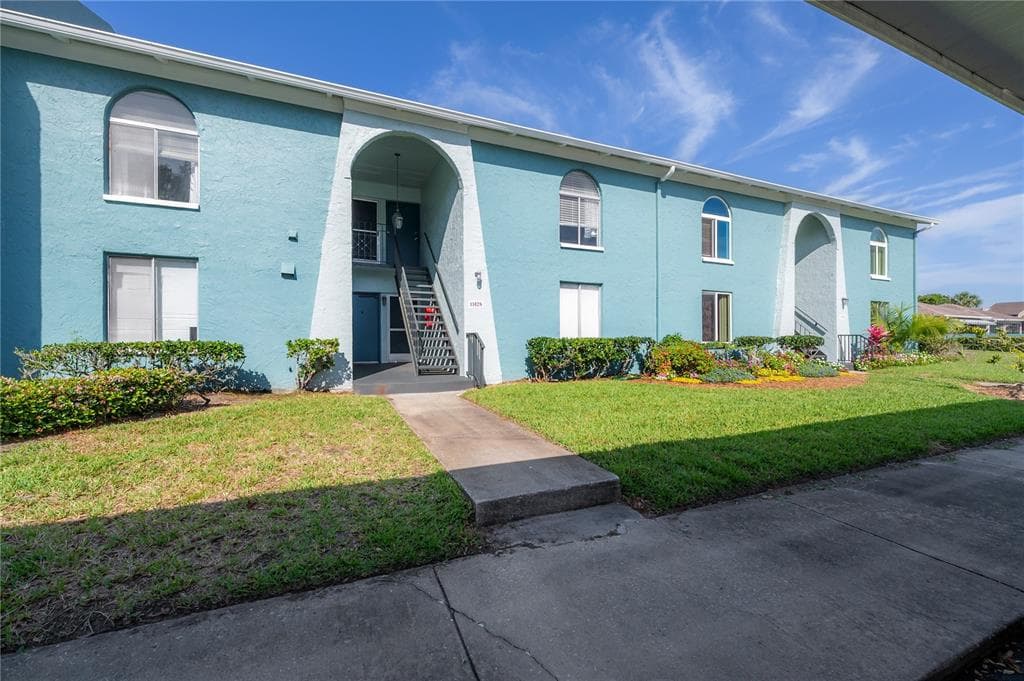 11428 2ND STREET N UNIT 3 ST PETERSBURG, FL 33716