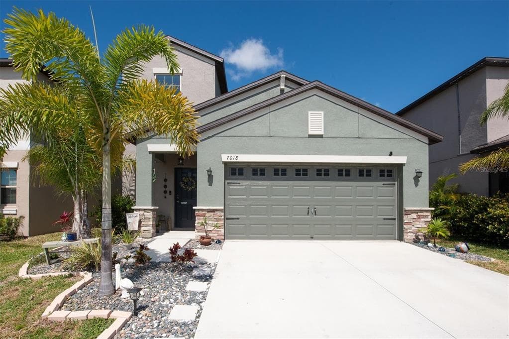 7018 KING CREEK DRIVE SUN CITY CENTER, FL 33573
