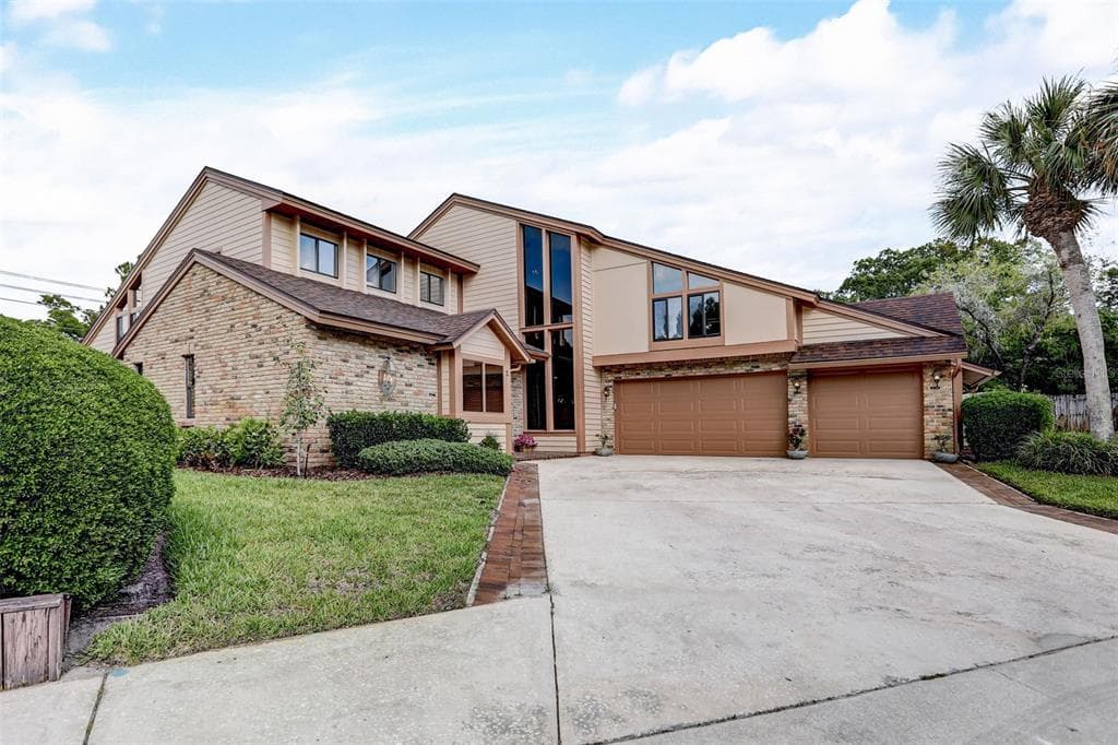 2 VILLA COURT SAFETY HARBOR, FL 34695