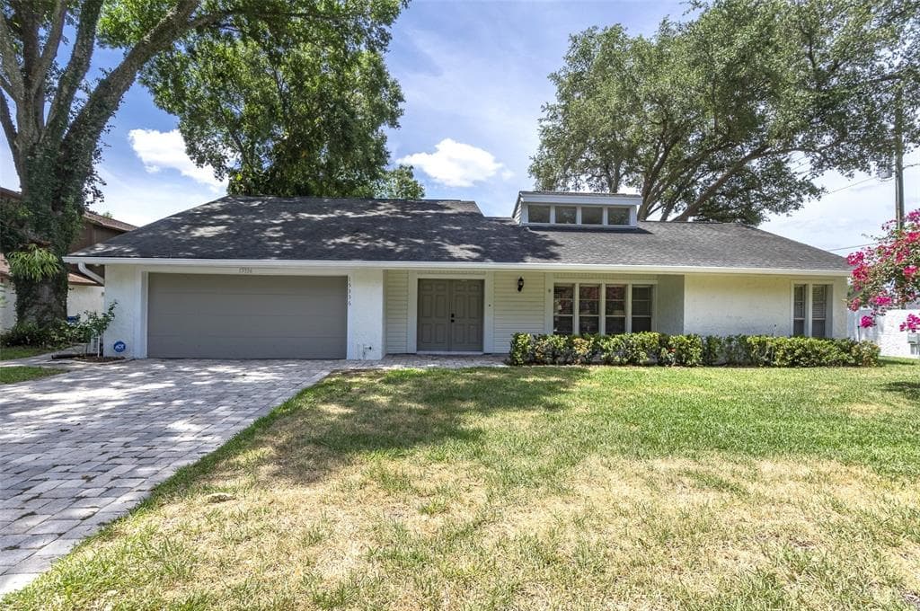 15336 WINDING CREEK DRIVE TAMPA, FL 33613