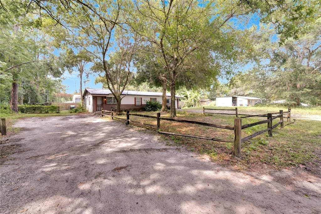 7704 ANNO STREET TAMPA, FL 33625