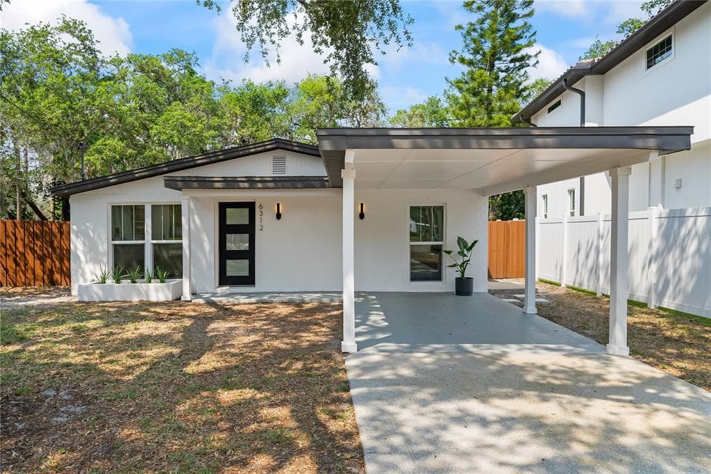 6312 SELBOURNE AVENUE TAMPA, FL 33611